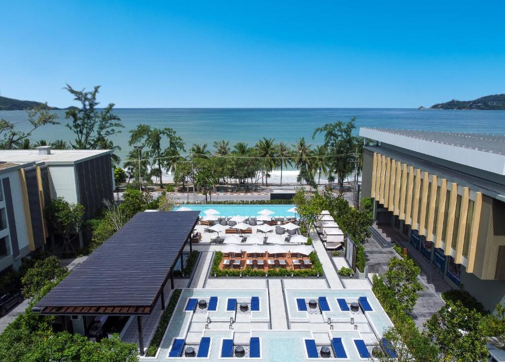 מלון ליד חב"ד פוקט - ChillaxFour Points by Sheraton Phuket